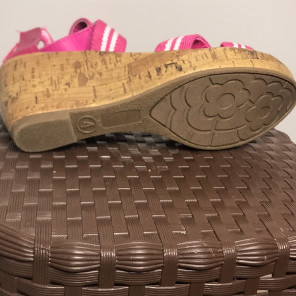 Shoes - Picture 4 of 4